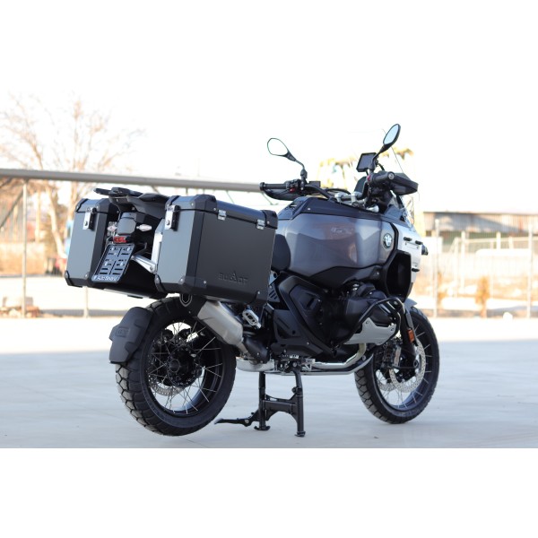 BUMOT DEFENDER EVO PANNIER SYSTEM BMW R1300GS ADVENTURE using OEM PANNIER FRAMES